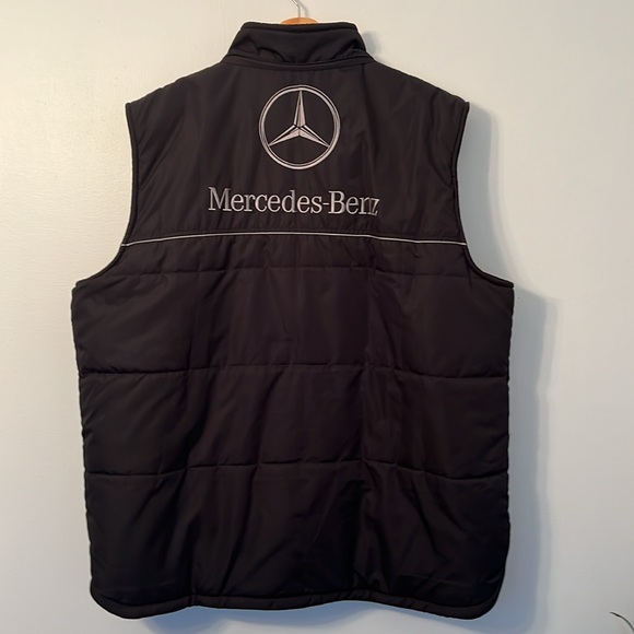 Mercedes AMG Vest - Picture 3 of 7